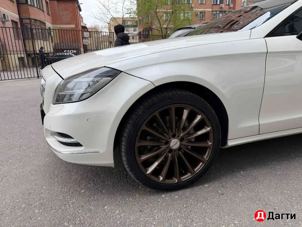 Mercedes-Benz CLS, 2011 года