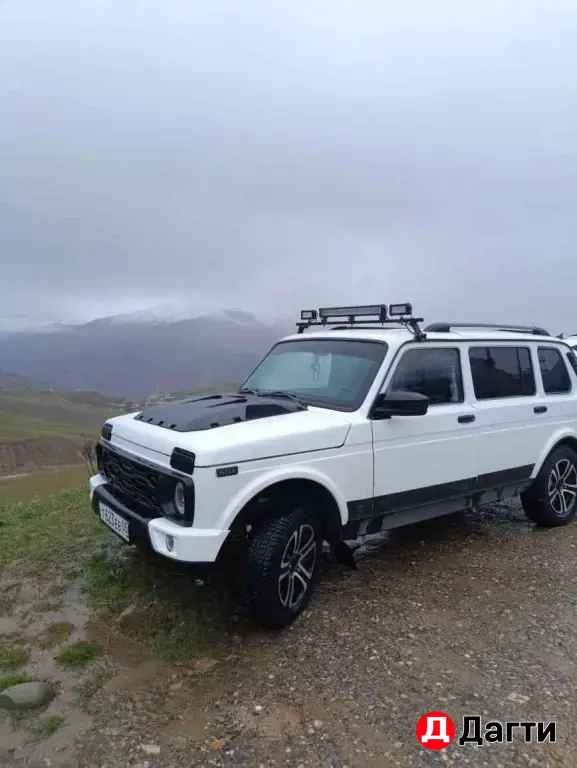 LADA (ВАЗ) 2131 (4x4), 2013 года