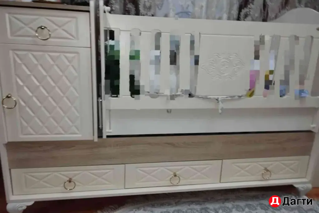 детская кроватка Lovely baby