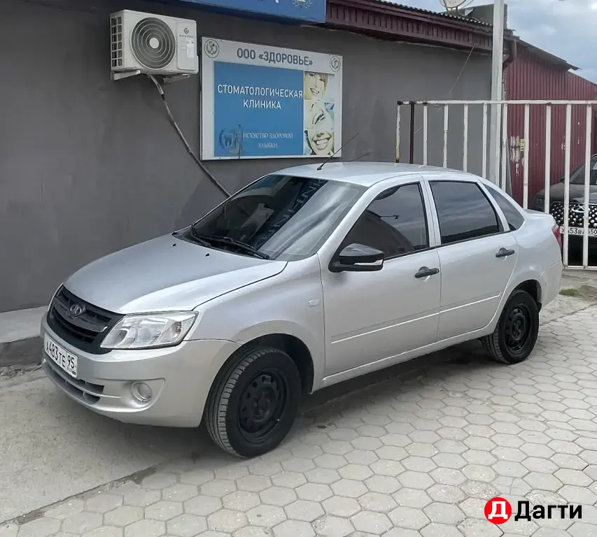LADA (ВАЗ) Granta, 2013 года