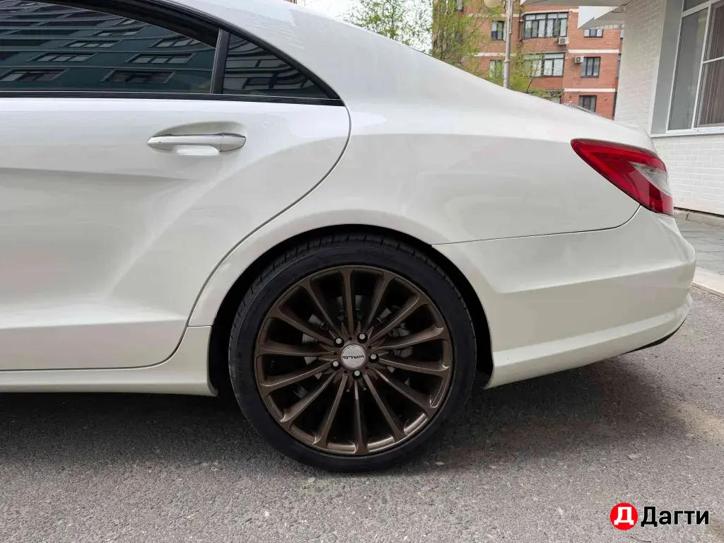 Mercedes-Benz CLS, 2011 года