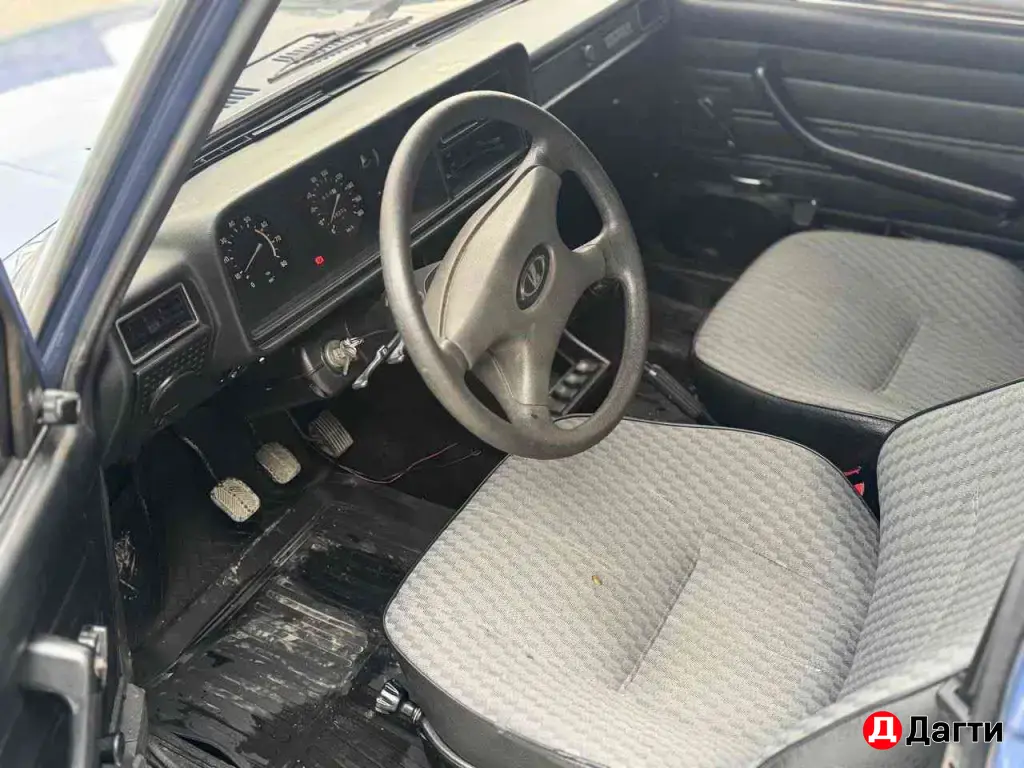 LADA (ВАЗ) 2107, 2005 года