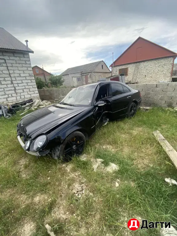 Mercedes-Benz E-Класс, 2005 года