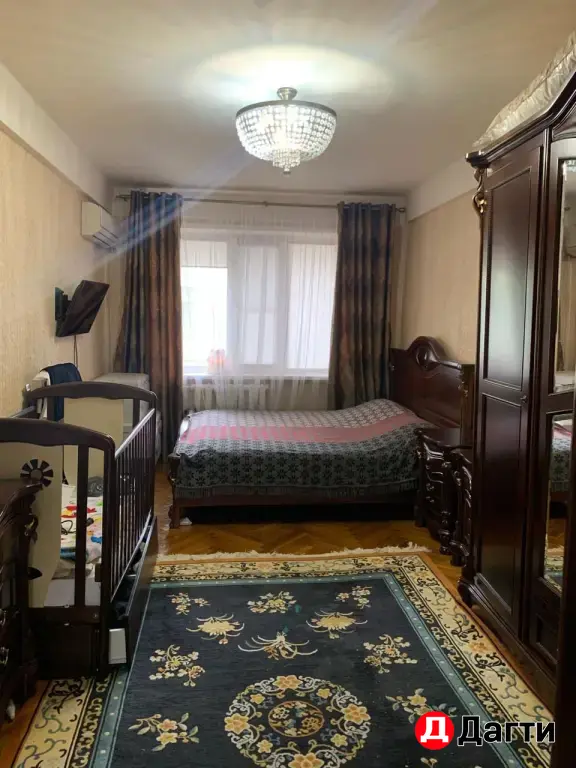 Трёхкомнатная квартира