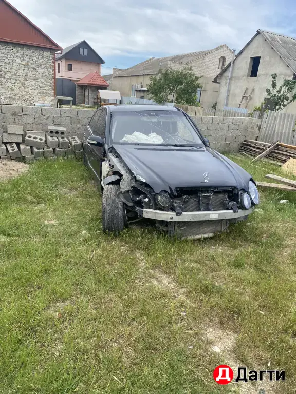 Mercedes-Benz E-Класс, 2005 года