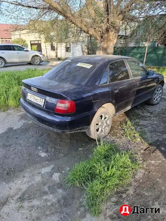 Audi A4, 1998 года