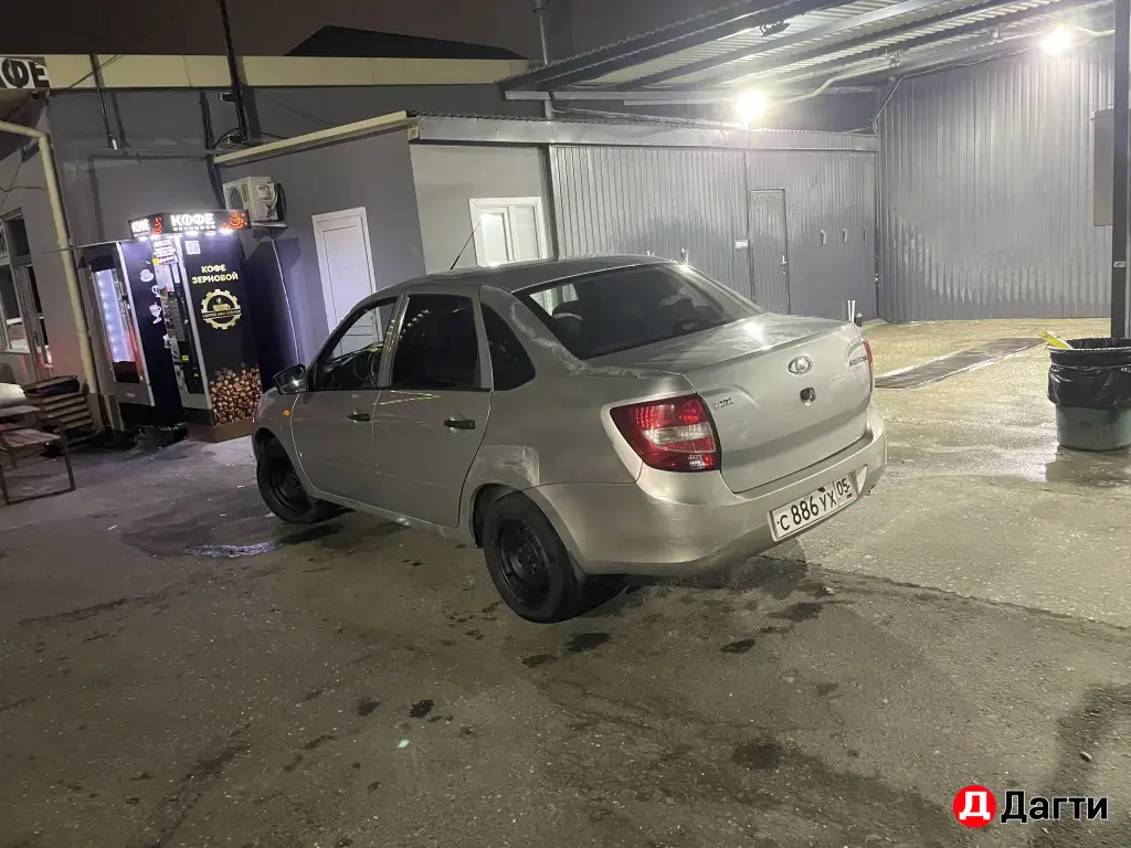 LADA (ВАЗ) Granta, 2012 года