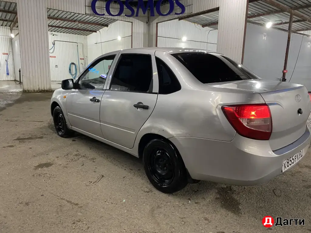 LADA (ВАЗ) Granta, 2012 года