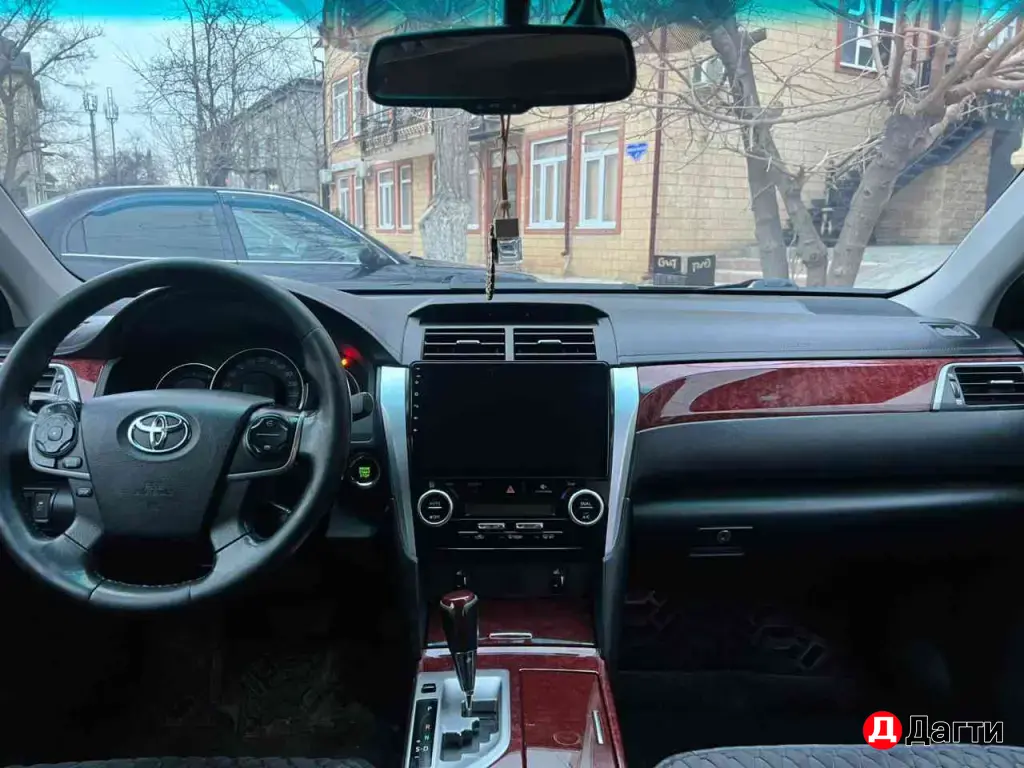 Toyota Camry, 2014 года