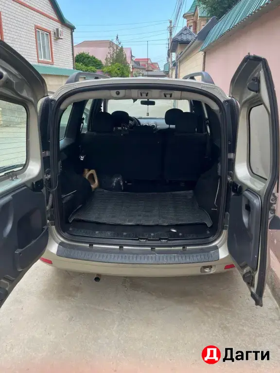 LADA (ВАЗ) Largus, 2019 года