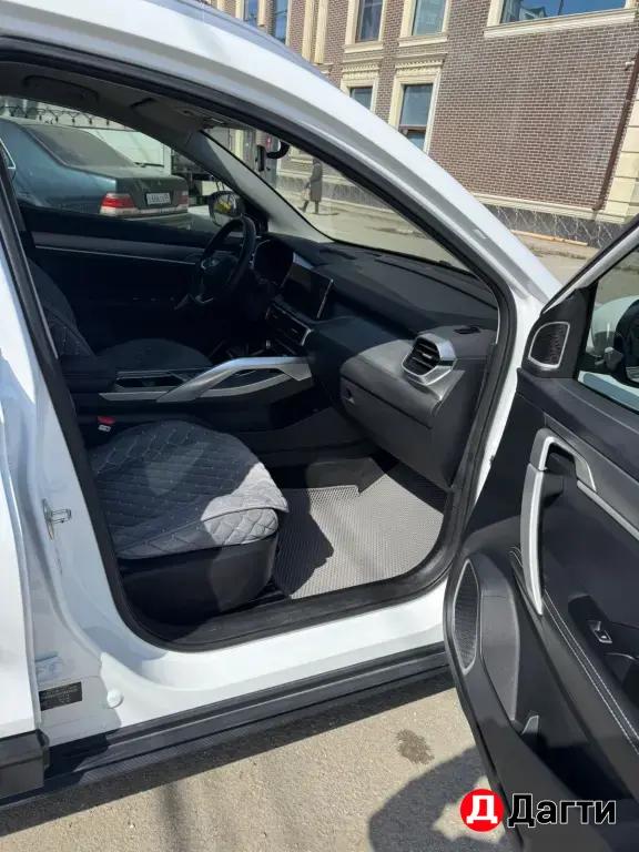 Geely Coolray, 2023 года