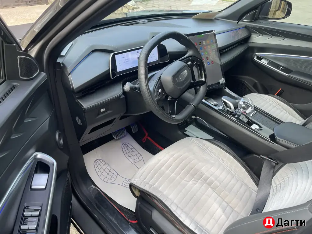 Geely Atlas, 2023 года