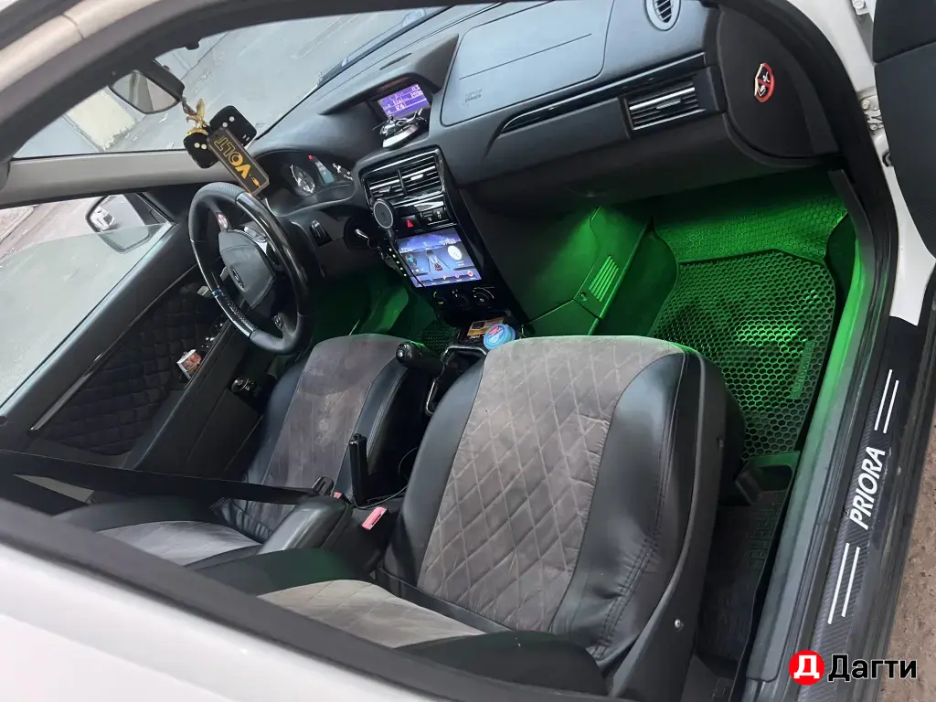 LADA (ВАЗ) Priora, 2013 года