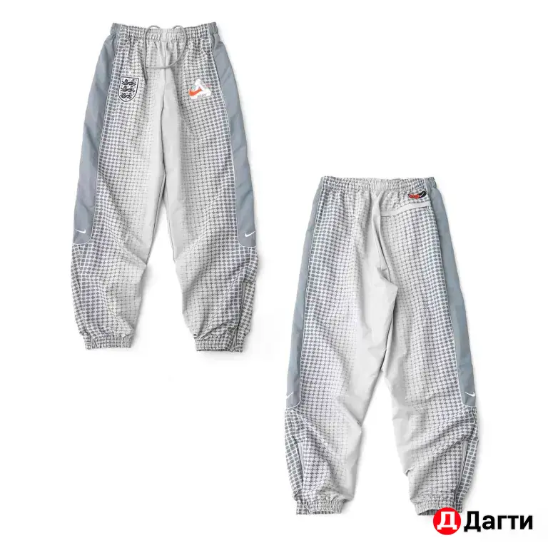 спортивная мужская форма Nike