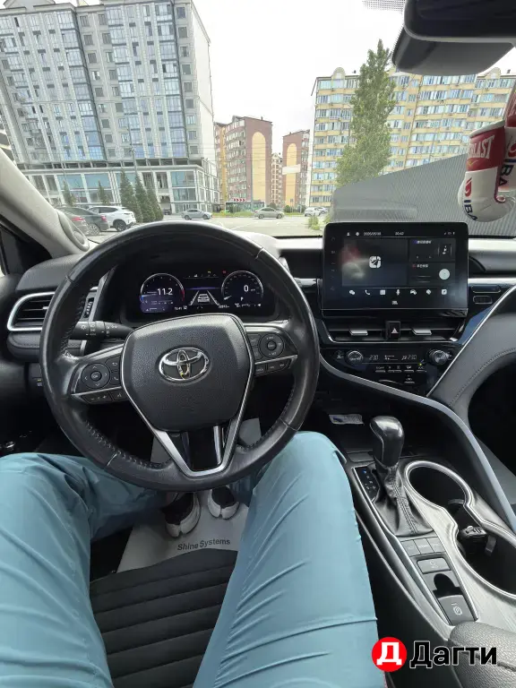 Toyota Camry, 2023 года
