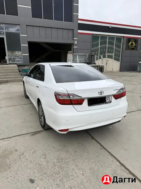 Toyota Camry, 2017 года