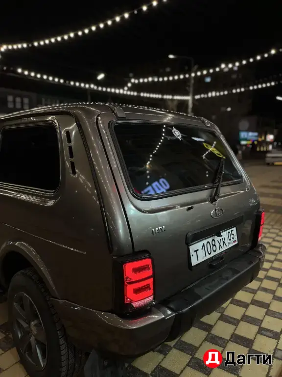 LADA (ВАЗ) Niva, 2015 года