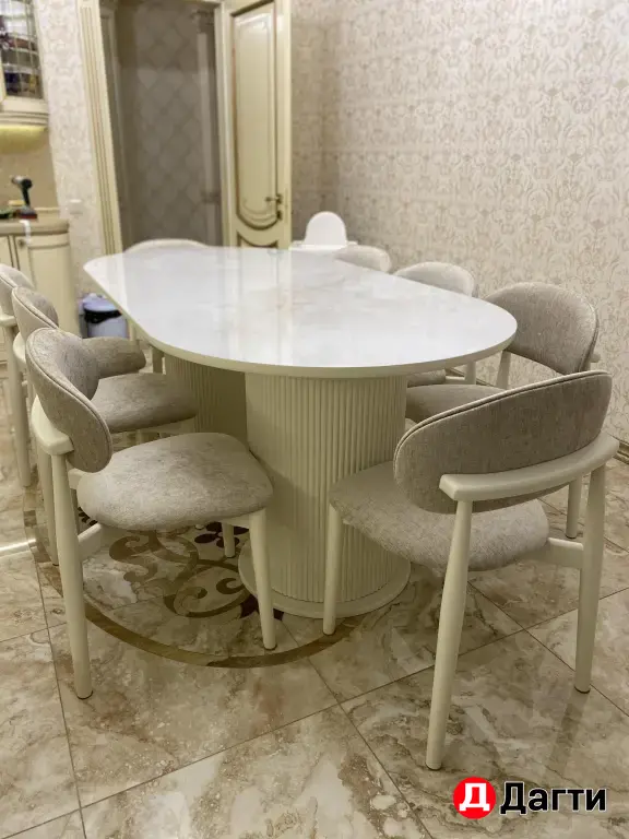 столы из керамогранита