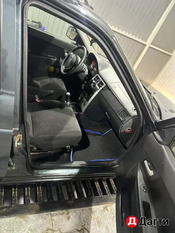 LADA (ВАЗ) Priora, 2012 года
