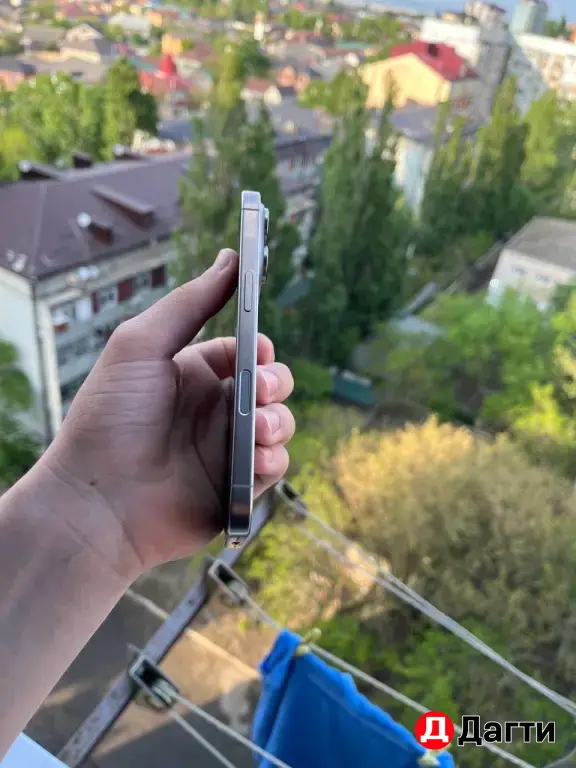 iPhone 16 Pro