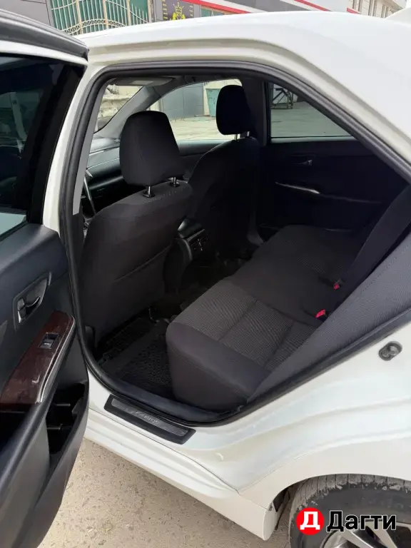 Toyota Camry, 2017 года