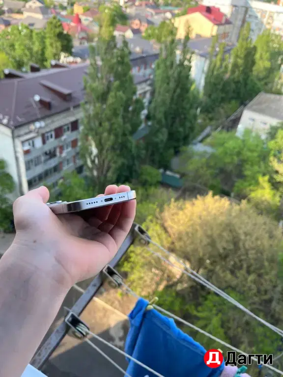 iPhone 16 Pro