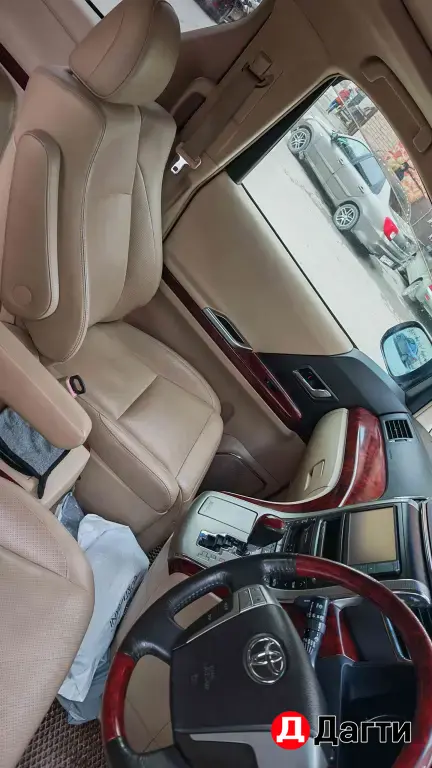 Toyota Vellfire, 2011 года
