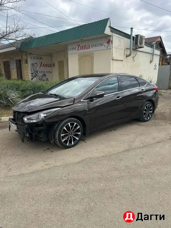 Hyundai i40, 2015 года