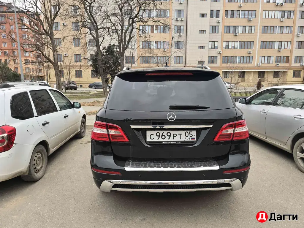 Mercedes-Benz M-Класс, 2012 года