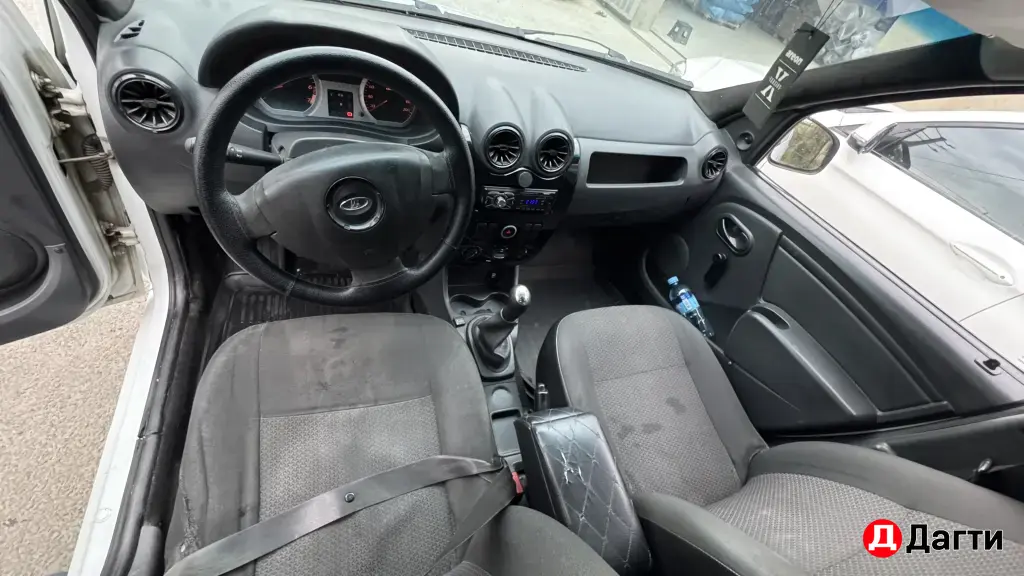 LADA (ВАЗ) Largus, 2013 года