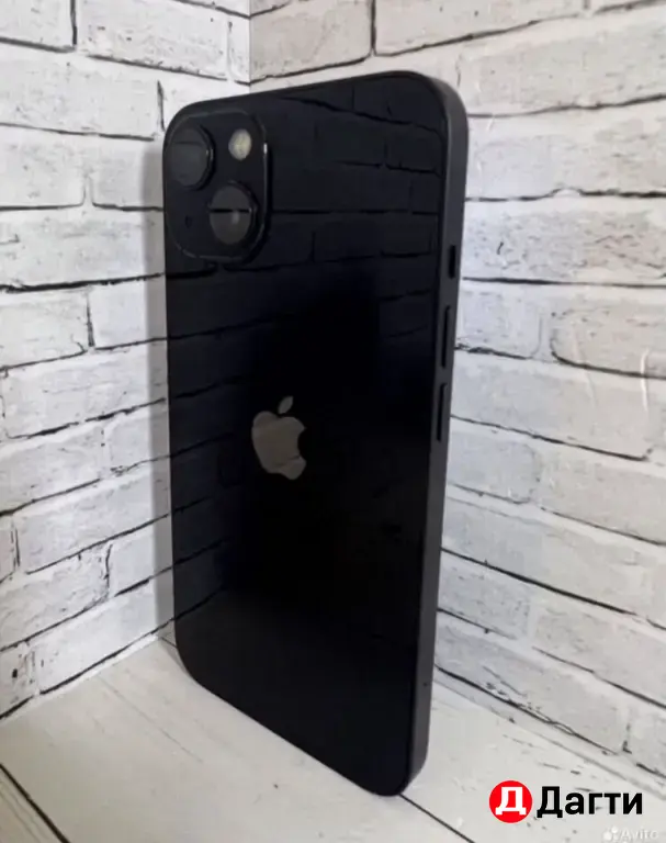 iPhone 13 256GB Black.