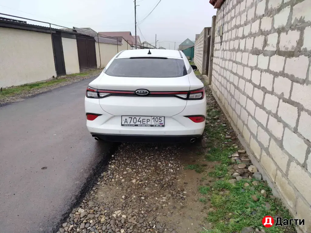 JAC J7 (Binyue), 2023 года