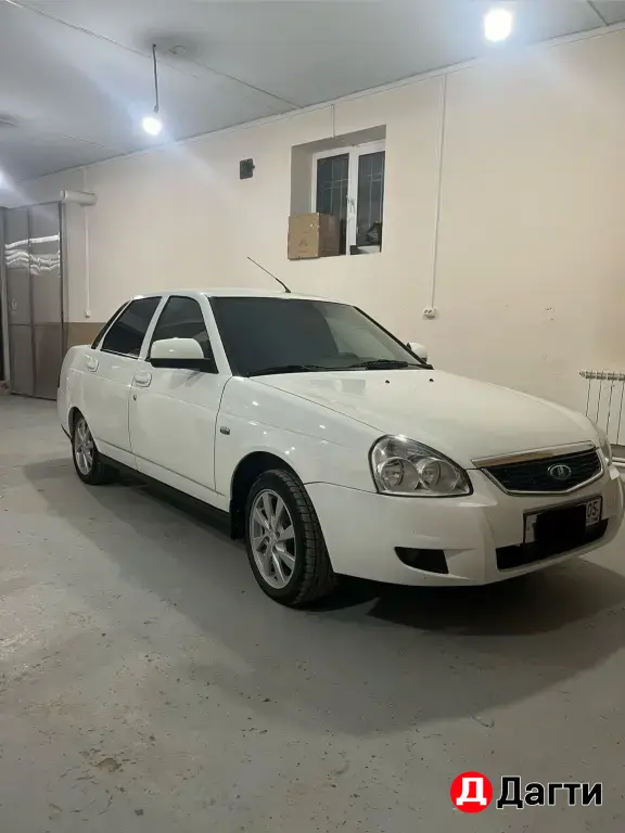 LADA (ВАЗ) Priora, 2015 года