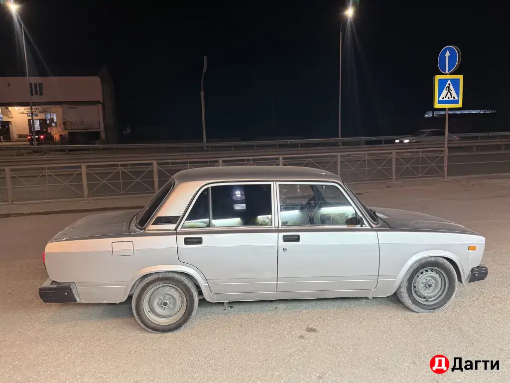 LADA (ВАЗ) 2107, 2011 года