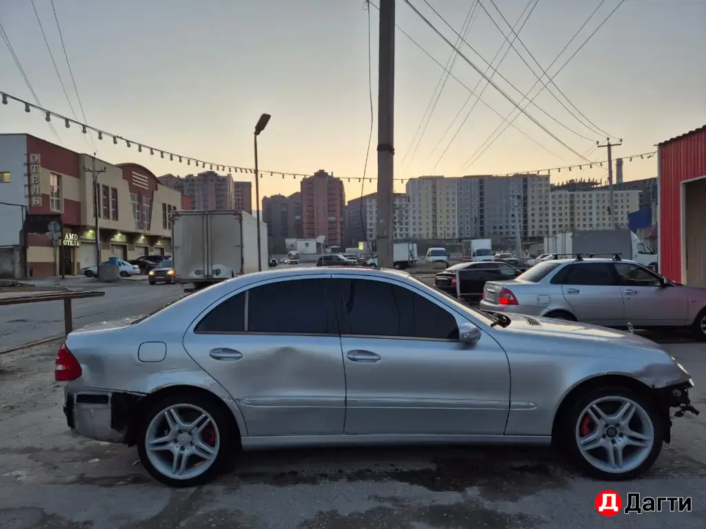 Mercedes-Benz E-Класс, 2002 года