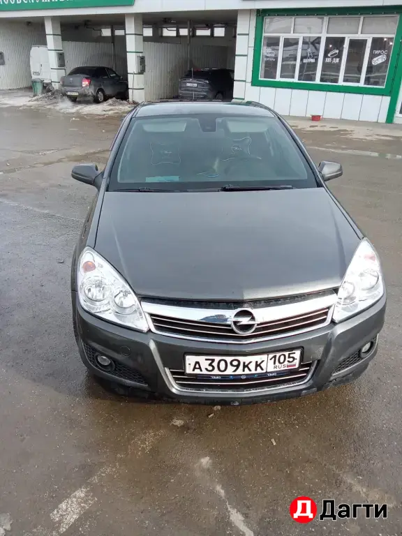 Opel Astra, 2012 года