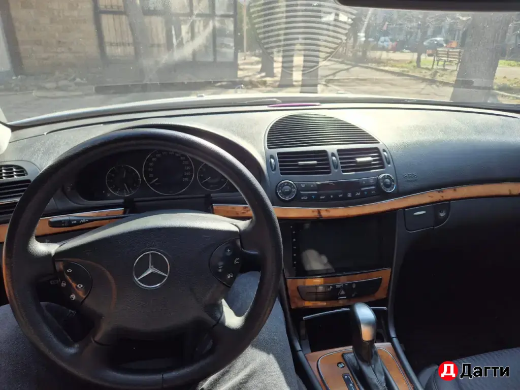 Mercedes-Benz E-Класс, 2002 года