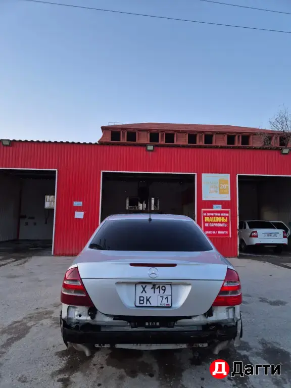 Mercedes-Benz E-Класс, 2002 года