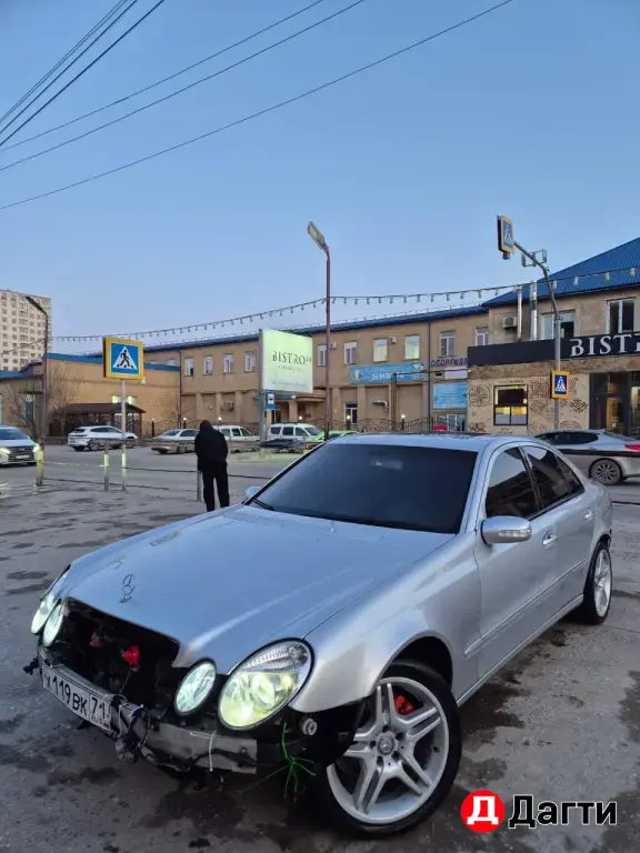 Mercedes-Benz E-Класс, 2002 года