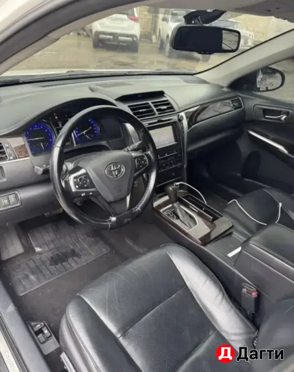 Toyota Camry, 2015 года