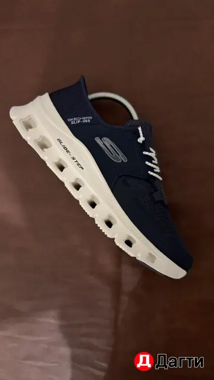 Skechers pro