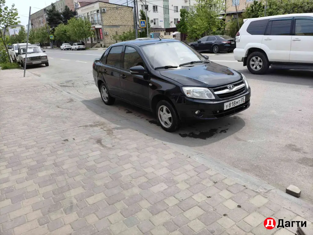 LADA (ВАЗ) Granta, 2013 года