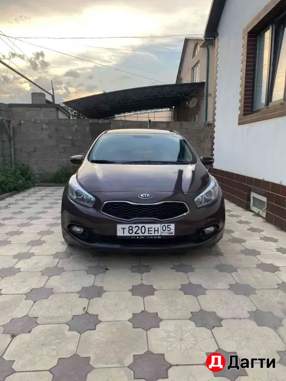 Kia Ceed, 2012 года