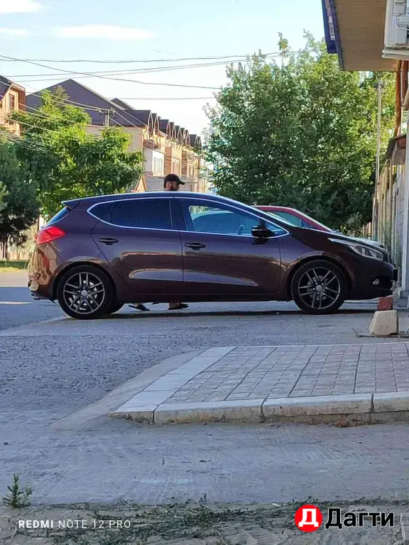 Kia Ceed, 2012 года