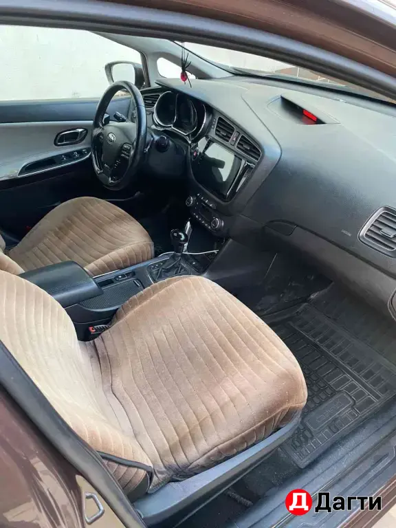 Kia Ceed, 2012 года