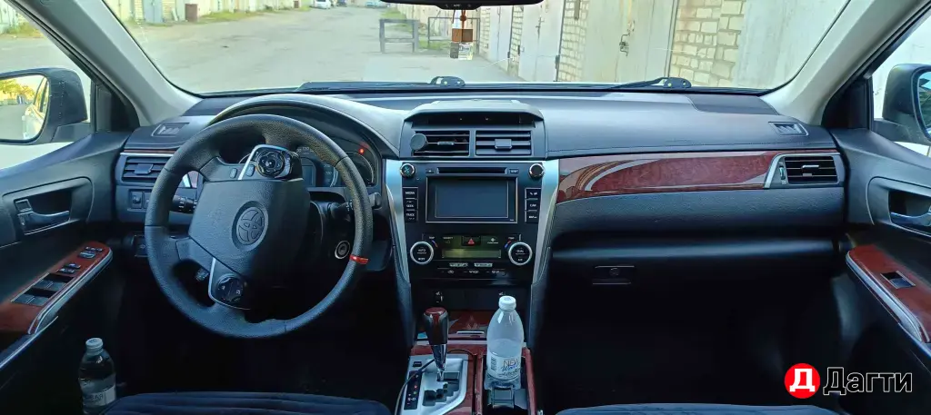 Toyota Camry, 2014 года