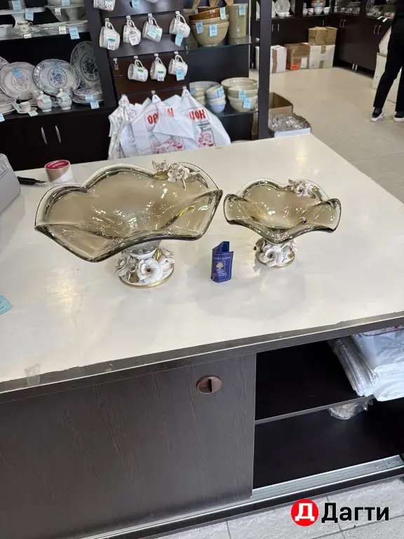 Фруктовница и конфетница