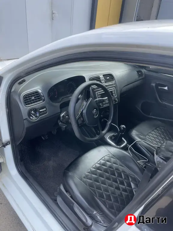 Volkswagen Polo, 2015 года