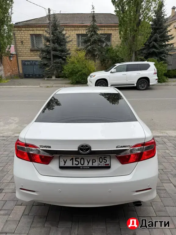 Toyota Camry, 2013 года