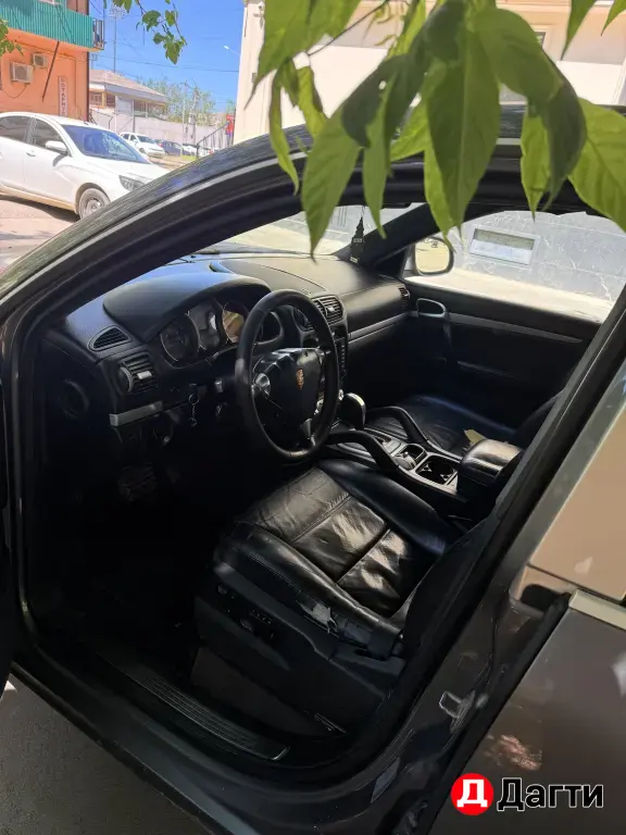 Porsche Cayenne, 2003 года